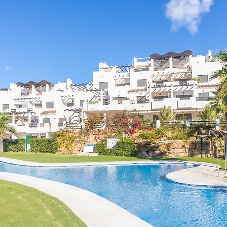 Sunset Golf Elegance - Happy Apartment