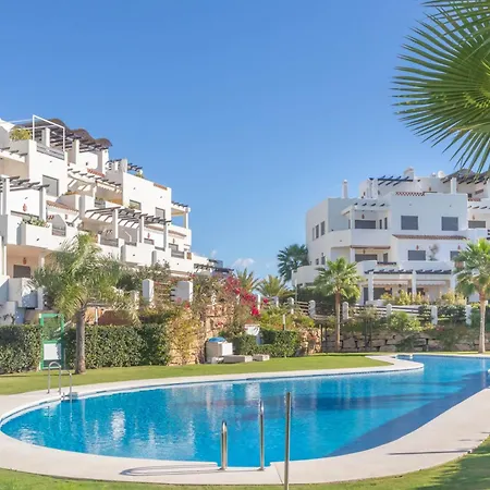 Sunset Golf Elegance - Happy Apartment Estepona